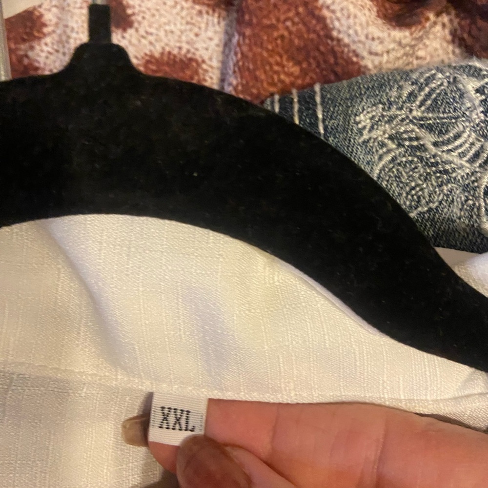 Stylish White and Black Horse Print ladies blouse - Picture 3 of 6